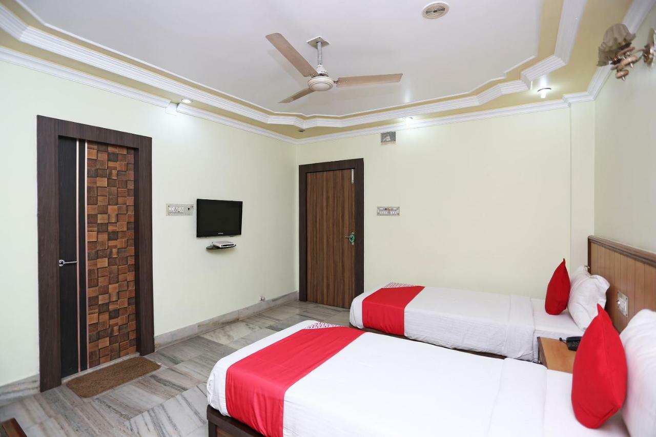 Oyo 24916 Hotel Aquatic Palace Kalyani Exterior foto